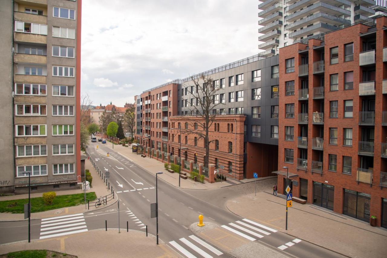 Maya's Flats & 51 - Aura 40 Lägenhet